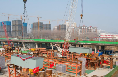 起重滑車助力跨京杭運(yùn)河特大橋吊裝作業(yè)